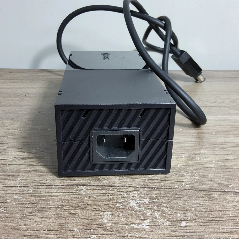 Original OEM Microsoft XBOX Power Supply Brick Only FOR PARTS